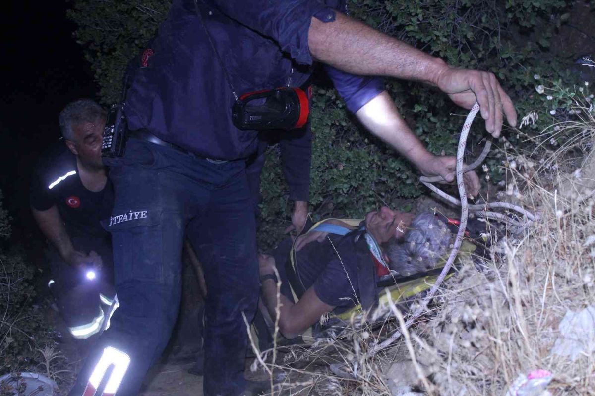 Manisa da alkollü şahıs 30 metrelik uçuruma düştü, ekipler seferber oldu #2