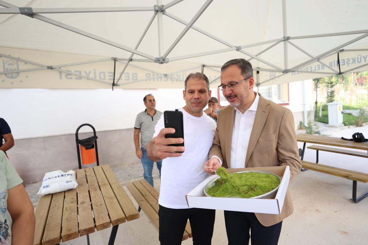 Mehmet Muharrem Kasapoğlu, Bursa’da iki GSB yurdunu ziyaret etti  #5