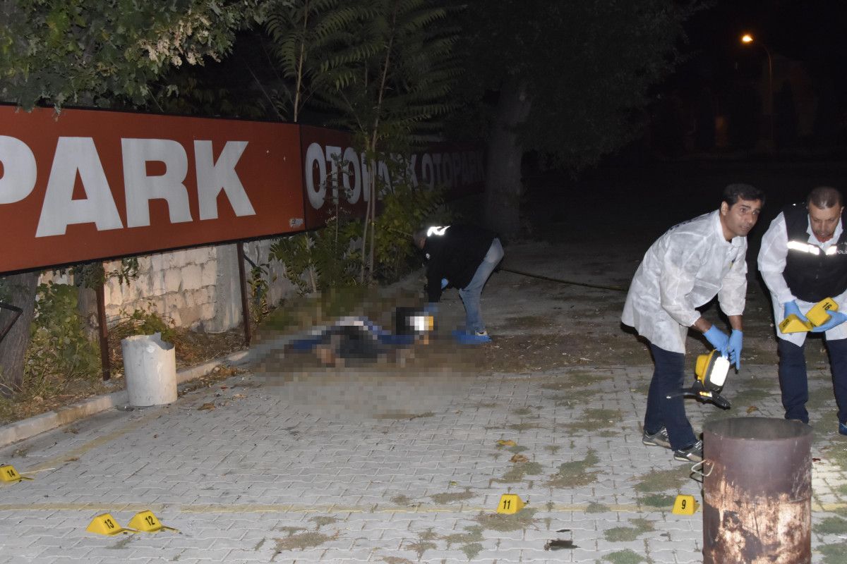 Konya da cinayet: Bir kişi otoparkta öldürülmüş halde bulundu #2
