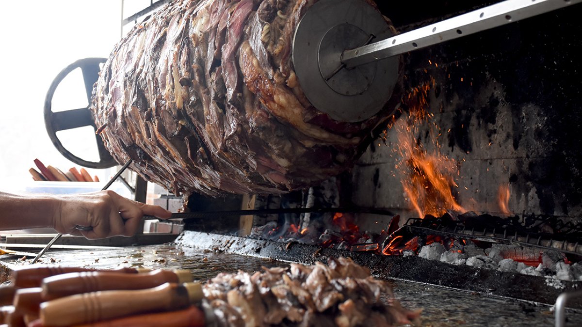 Erzurum ve Artvin in paylaşamadığı lezzet: 'Cağ kebabı' #5