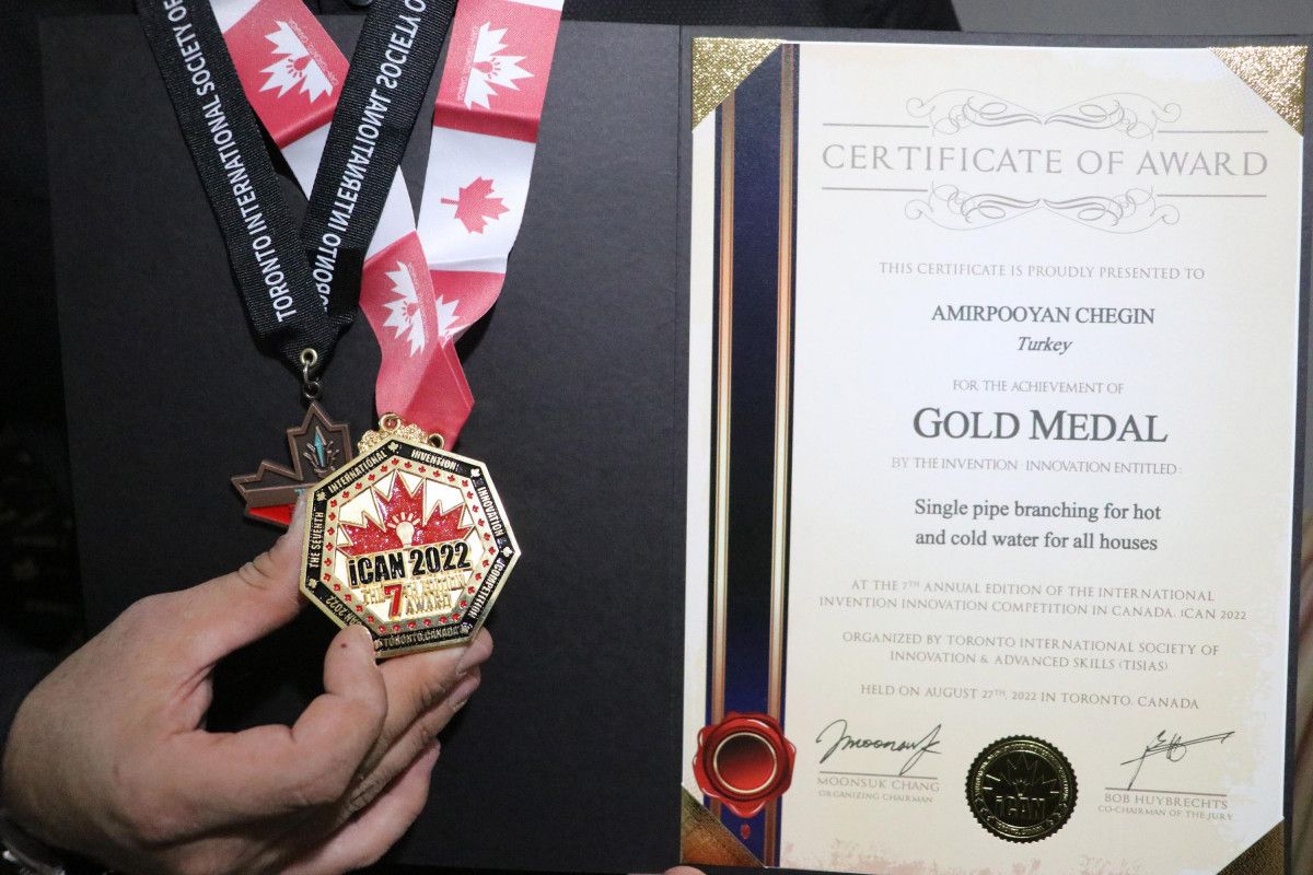 İranlı mülteci, buluş yarışmasında Türkiye adına altın madalya kazandı #2