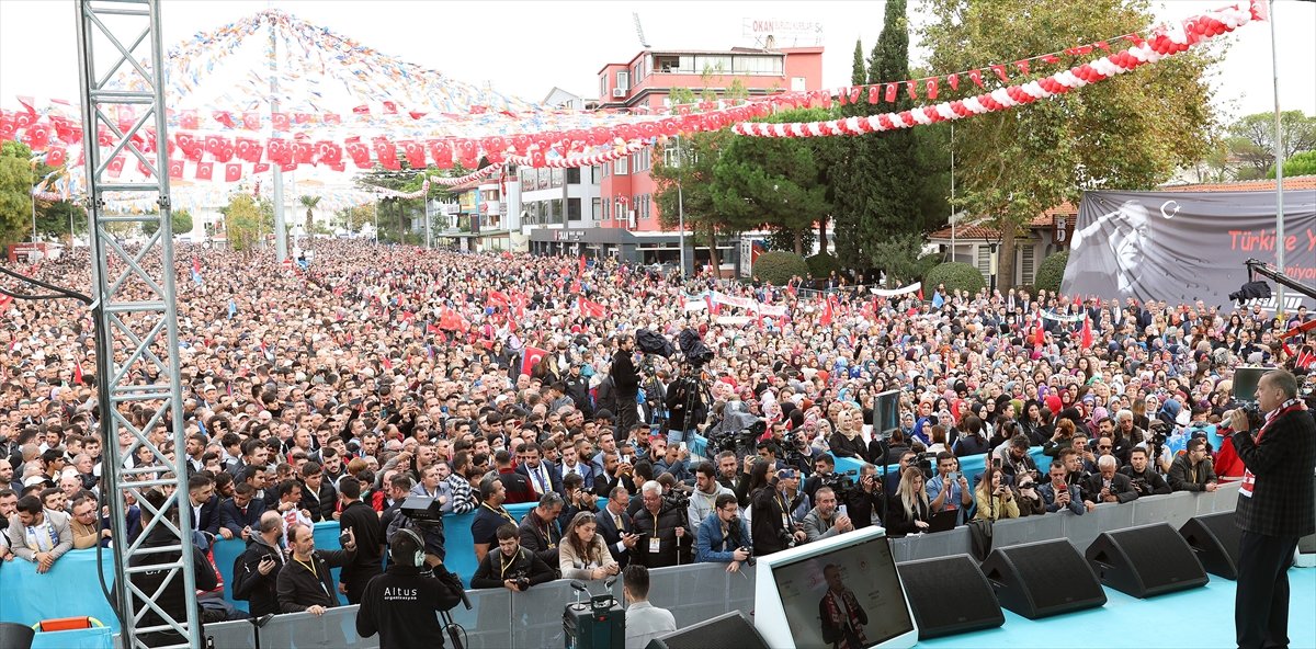 Balıkesir de Cumhurbaşkanı Erdoğan a coşkulu karşılama #7
