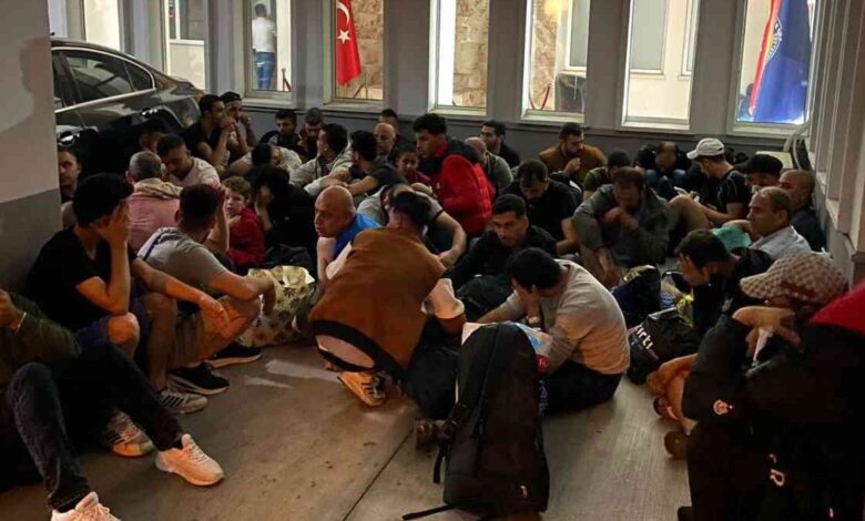 Marmaris’te bir otelde 66 düzensiz göçmen yakalandı