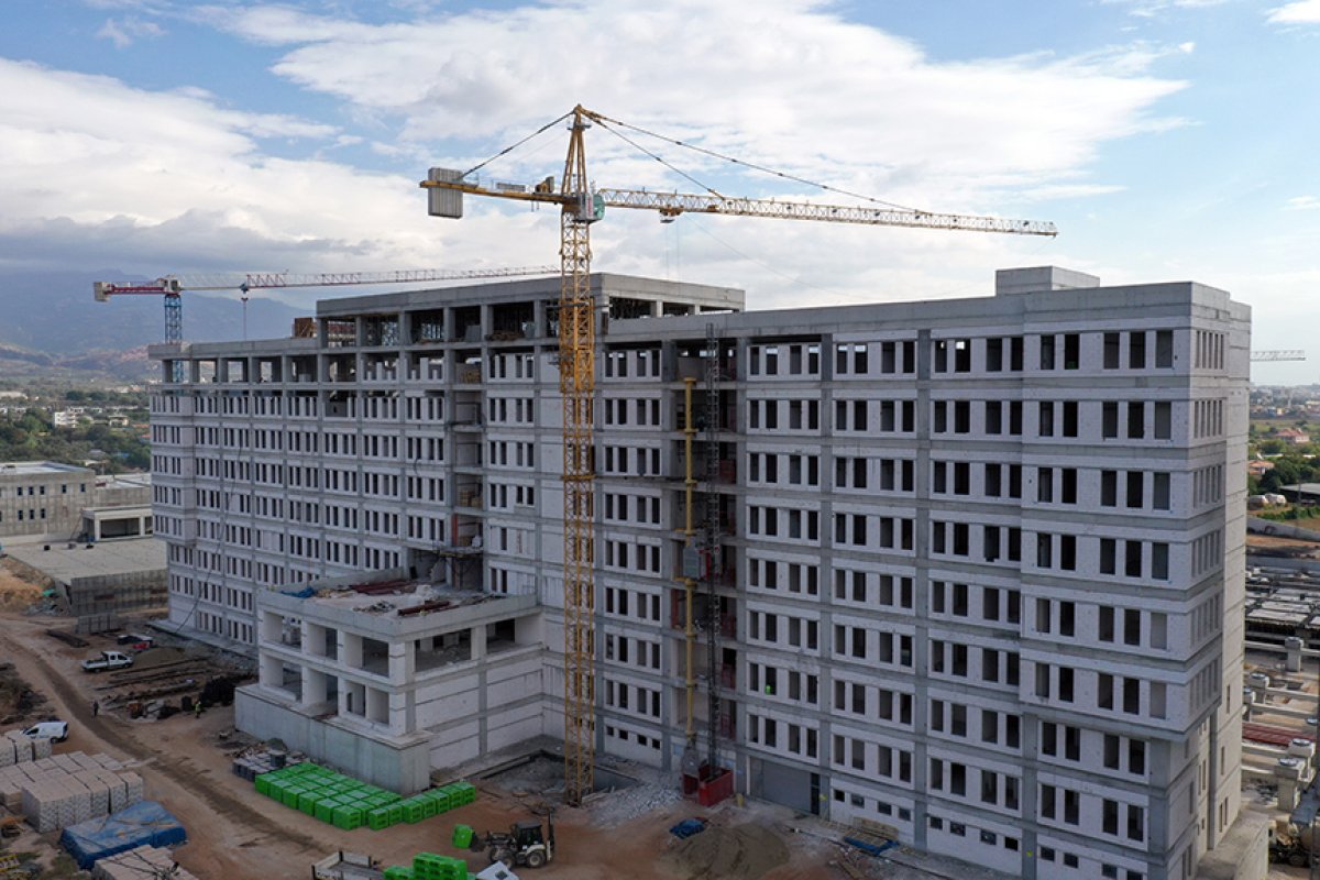 Aydın Şehir Hastanesi inşaatının yüzde 65 i tamamlandı #2