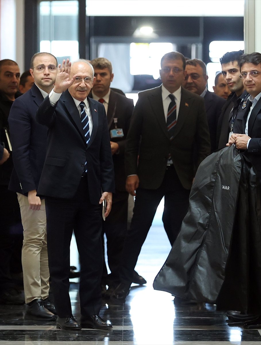 Kemal Kılıçdaroğlu, ABD ye gitmek için İstanbul Havalimanı nda #6