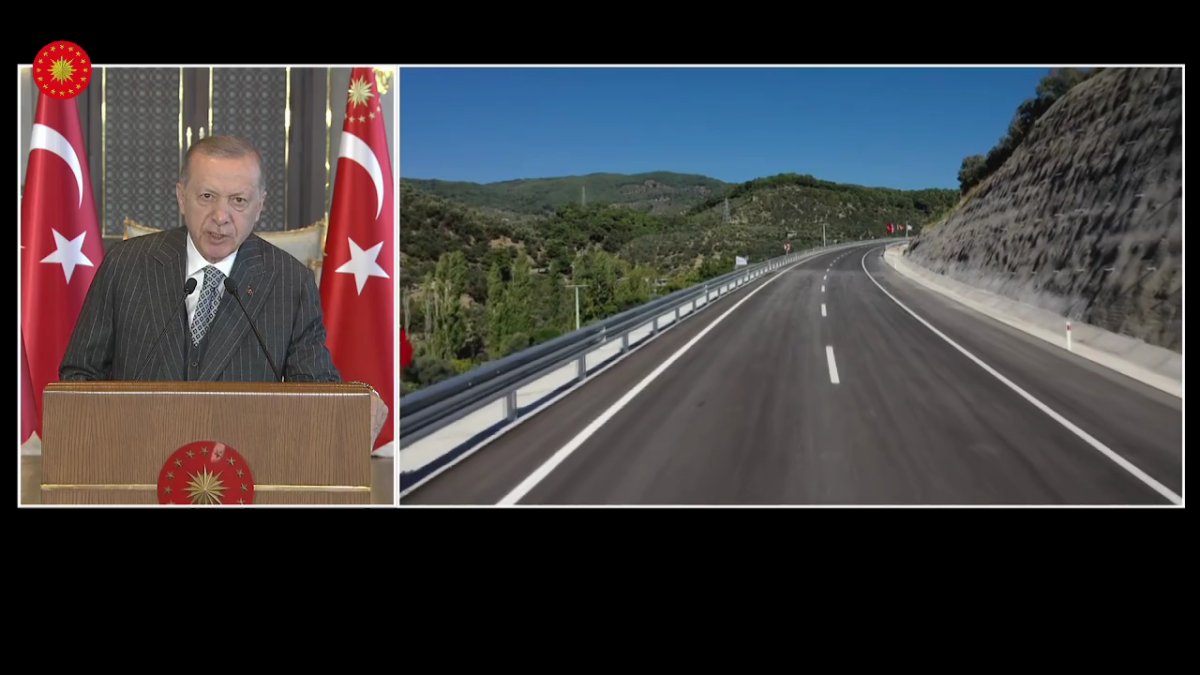Cumhurbaşkanı Erdoğan: Muhalefet toplanıp dağılırken biz geleceği planlıyoruz  #1