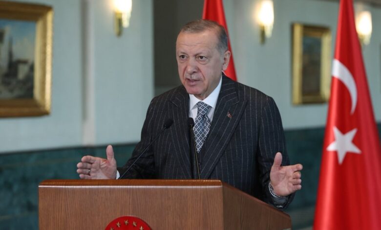 Cumhurbaşkanı Erdoğan: Muhalefet toplanıp dağılırken biz geleceği planlıyoruz