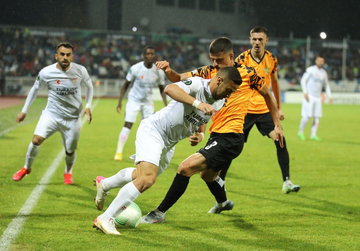 Sivasspor, Ballkani yi mağlup etti #1