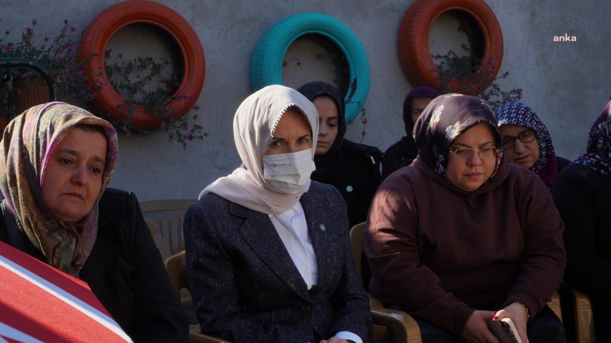 Meral Akşener Bartın’da taziye evi ziyaretinde bulundu #4