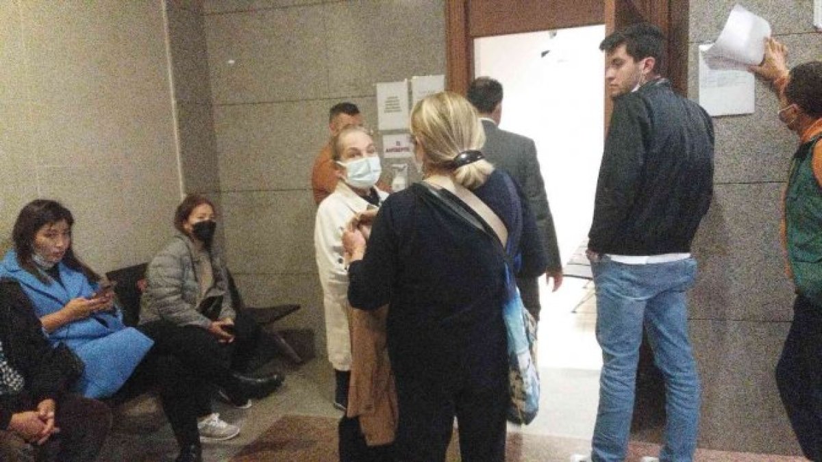 Beyoğlu nda çarşaf giyen kadınlara hakeret eden zanlıya hapis cezası #2