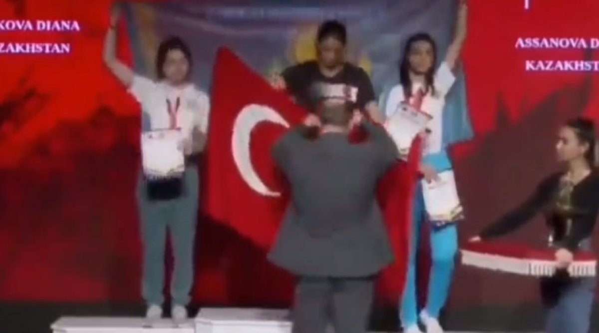 Dünya Şampiyonu Derya Ceren Çağlayan dan Türk bayraklı yanıt #5