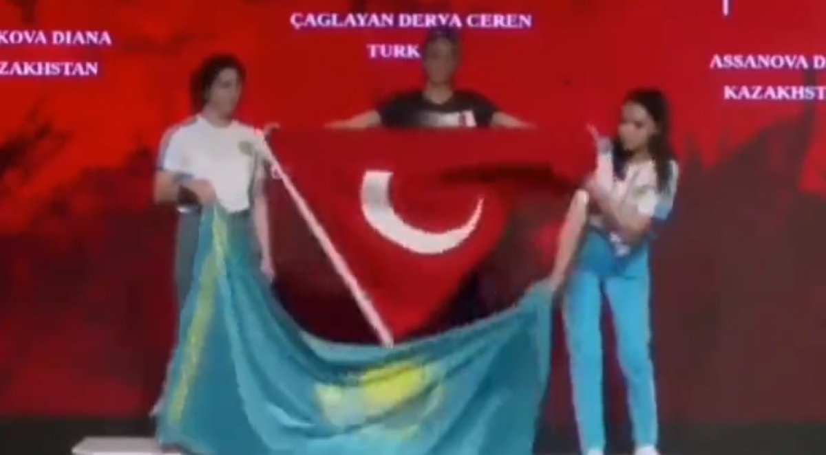 Dünya Şampiyonu Derya Ceren Çağlayan dan Türk bayraklı yanıt #2