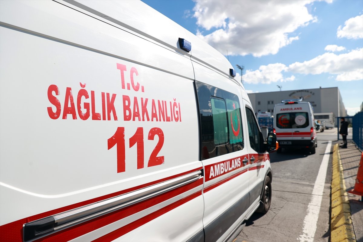 Binali Yıldırım ambulans uçakla İstanbul a getirildi #2