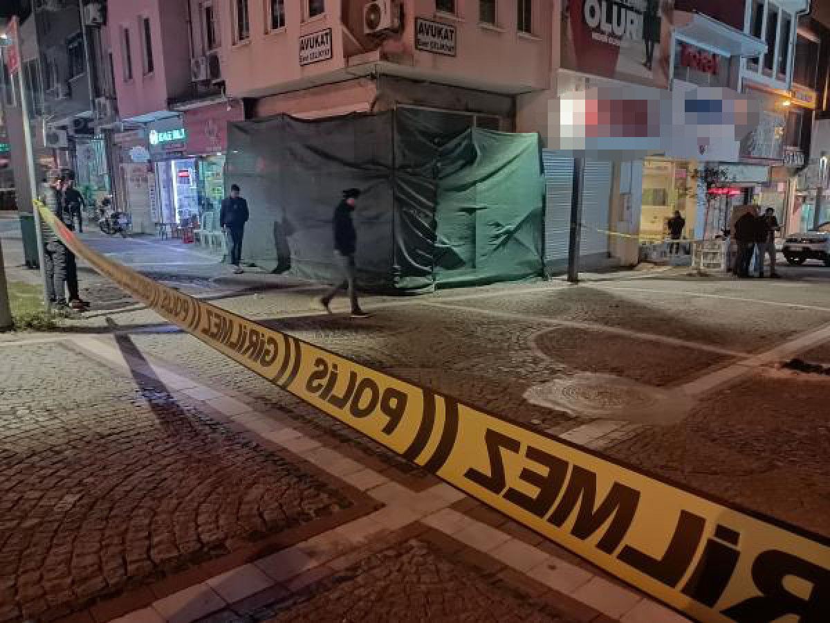 Edirne de bir kişi husumetlisini silahla kovalayarak yaraladı #8