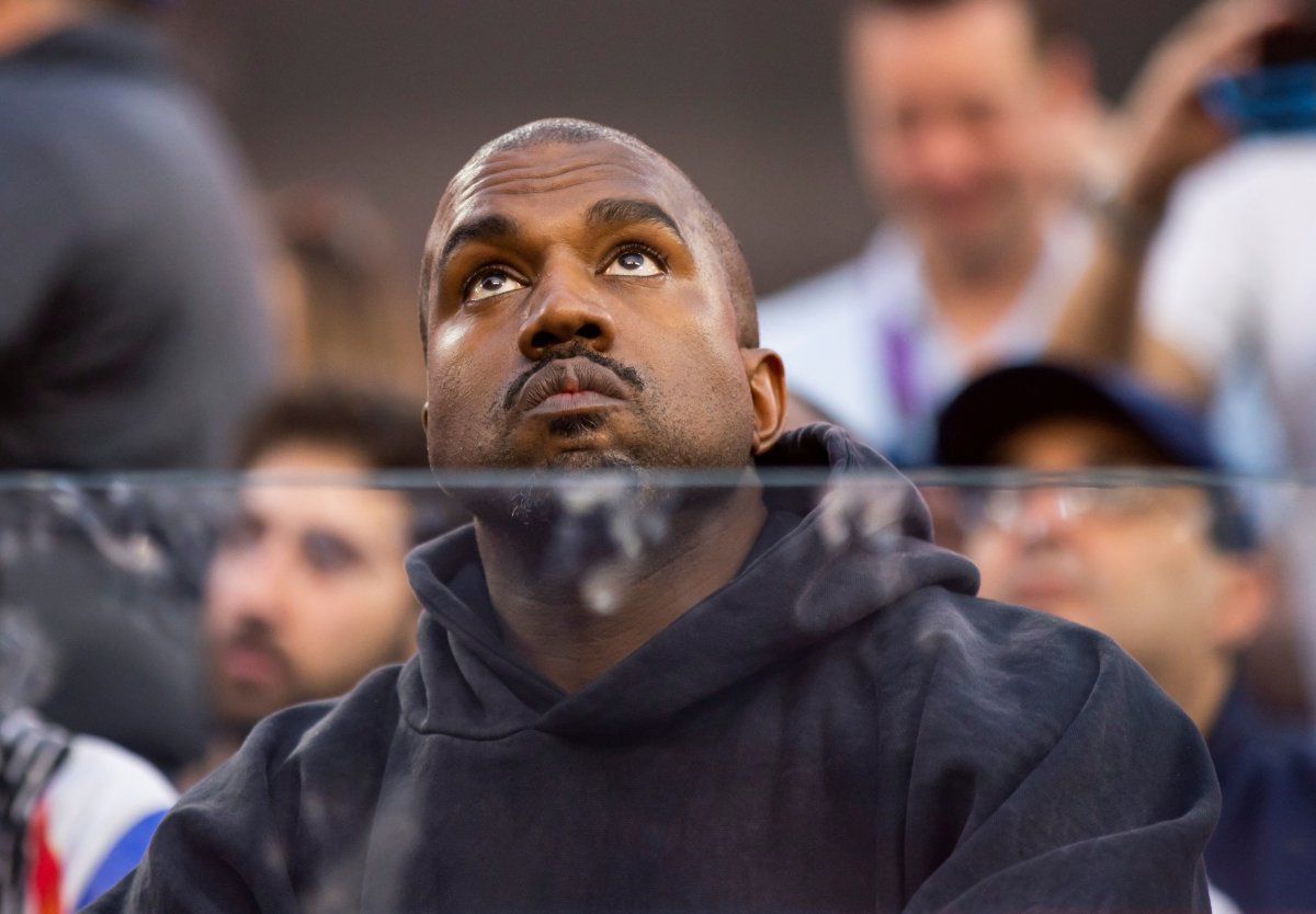 Kanye West, spor markasının genel merkezinden dışarı çıkarıldı #6