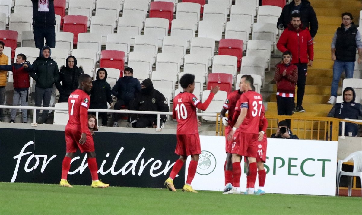 Sivasspor, üç golle turladı #2