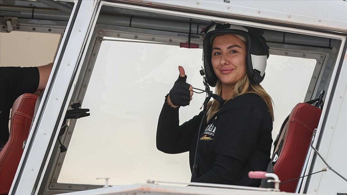'Ateş avcısı' kadın pilot, orman yangınlarını başarıyla söndürüyor #1
