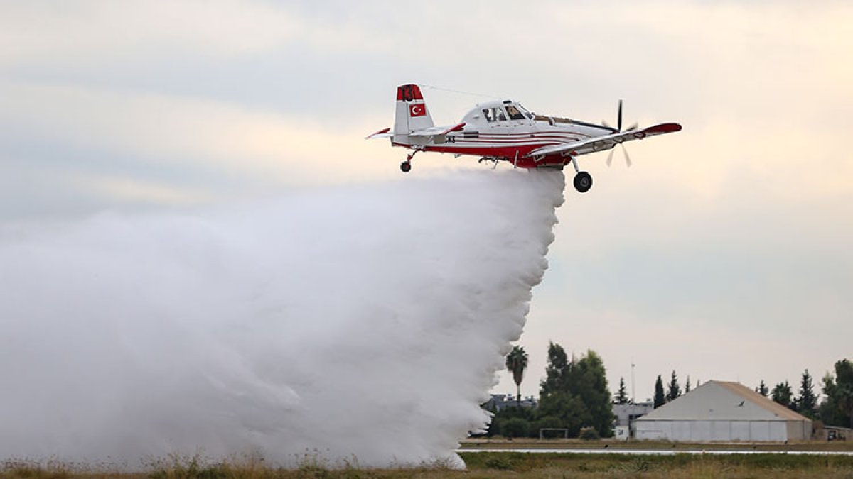 'Ateş avcısı' kadın pilot, orman yangınlarını başarıyla söndürüyor #5