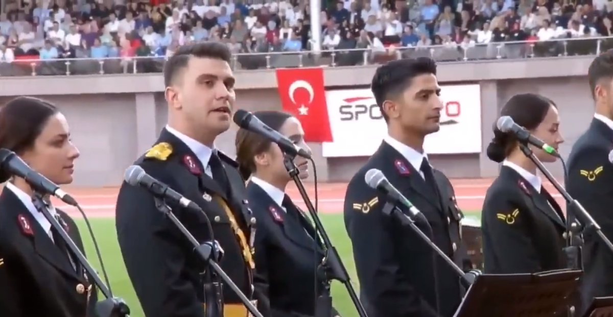 Teğmen Ahmet Hamdi Öğüt ten  İnci Tanem  performansı #2