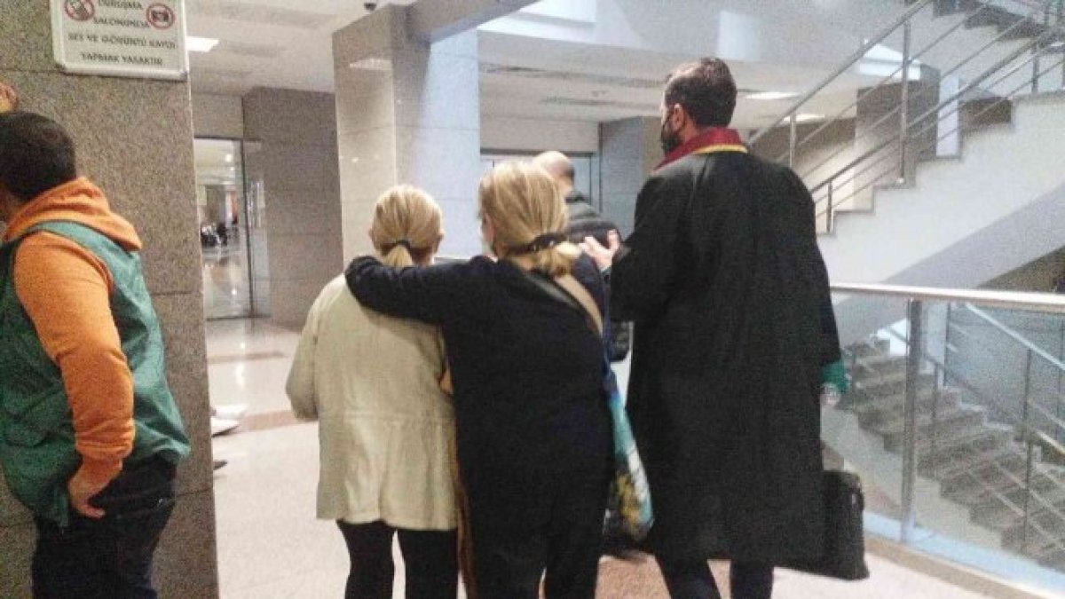 Beyoğlu nda çarşaf giyen kadınlara hakeret eden zanlıya hapis cezası #1