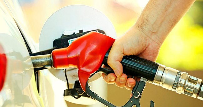 Brent Petrolde sert düşüş! Sonunda benzin motorin ve LPG fiyatları belli oldu: İşte Ankara İstanbul İzmir fiyatları