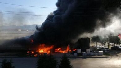Büyük facia yaşandı: Kocaeli’nde bir petrol firmasında yangın çıktı! Peş peşe patlamalar yaşanıyor