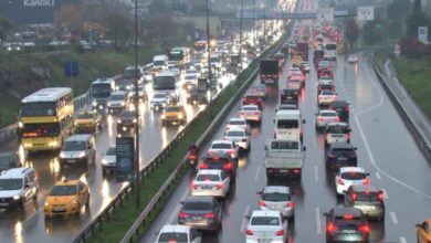 Milyonlarca araç sahibine duyuru yapıldı! Artık o ülkede trafikte bunu yapmak yasaklandı: Yapanlar 1.291 TL ceza ödeyecek