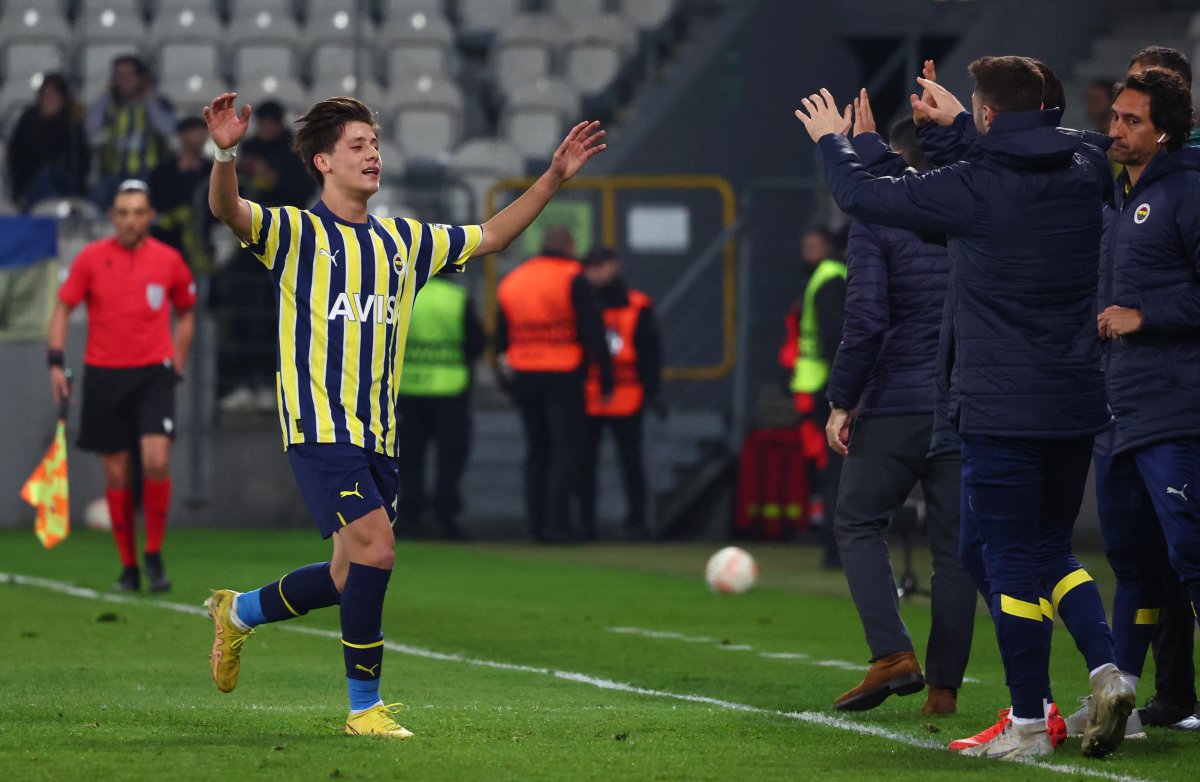 Fenerbahçe, Dinamo Kiev i yenerek grubu lider bitirdi #2