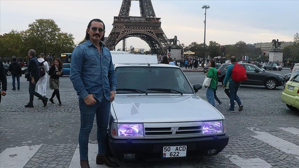 Paris te yaşayan Türk ün Şahin aracı, görenlerin ilgisini çekiyor #1