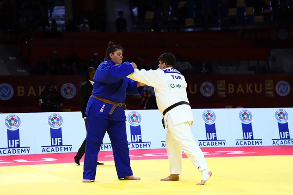 Milli judocu Hilal Öztürk ten Grand Slam de bronz madalya #1