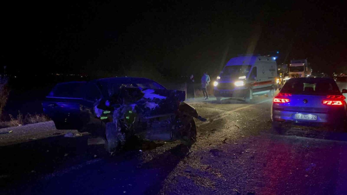 Afyonkarahisar’da kaza: 2 ölü 5 yaralı #3