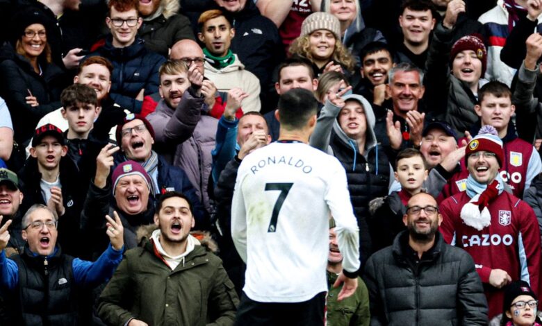Aston Villa taraftarları Ronaldo ile dalga geçti