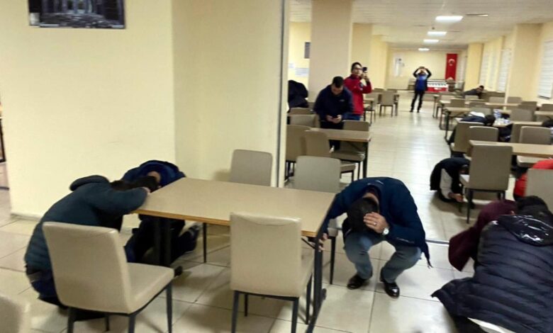 Türkiye genelinde öğrenci yurtlarında 'deprem' tatbikatı gerçekleştirildi