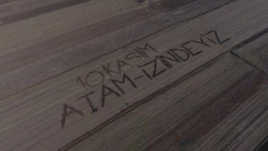 Kırklareli'nde tarlaya yazılan "10 Kasım Atam İzindeyiz" yazısı havadan görüntülendi