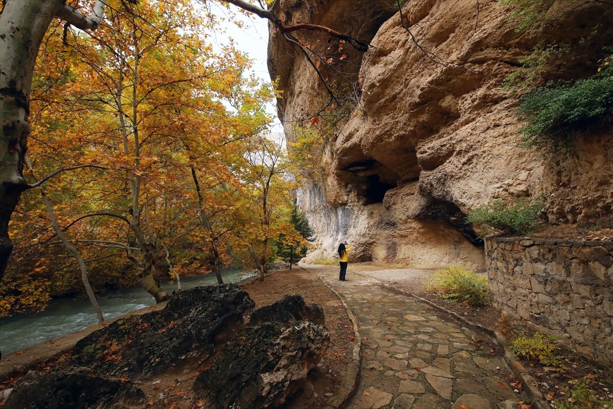 Malatya Tohma Kanyonu na sonbaharın renkleri hakim oldu #1