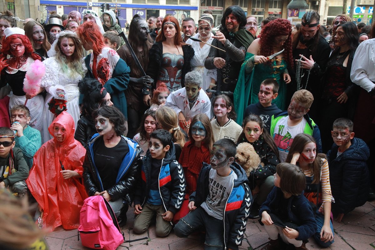 Sırbistan da 'zombi yürüyüşü' yapıldı #10