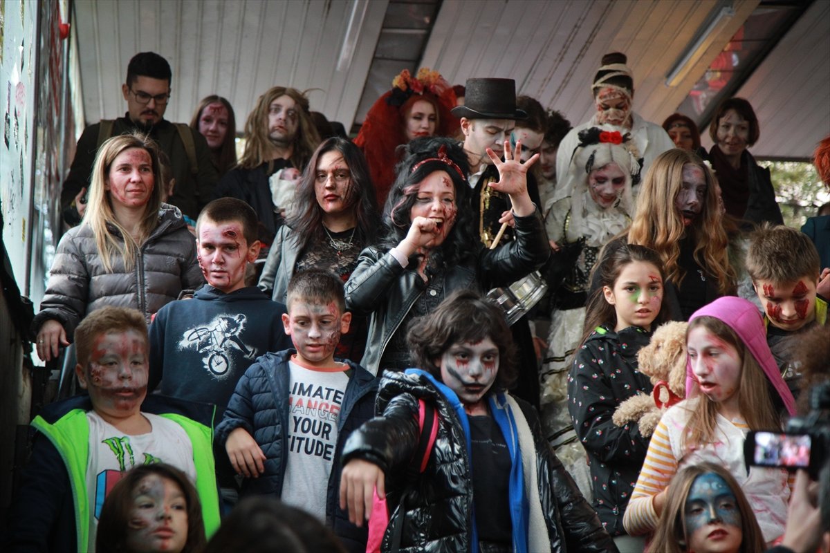 Sırbistan da 'zombi yürüyüşü' yapıldı #7