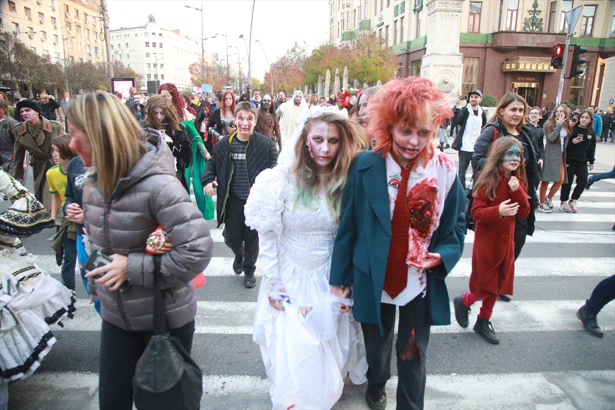 Sırbistan da 'zombi yürüyüşü' yapıldı #2