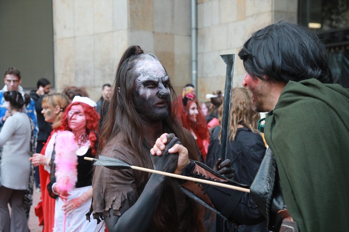 Sırbistan da 'zombi yürüyüşü' yapıldı #11