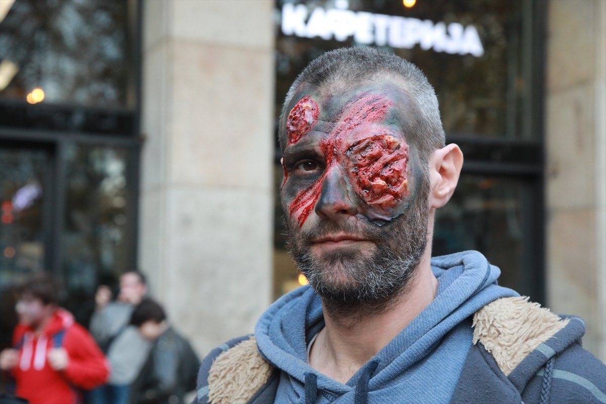 Sırbistan da 'zombi yürüyüşü' yapıldı #16