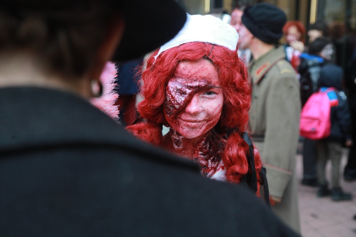 Sırbistan da 'zombi yürüyüşü' yapıldı #15