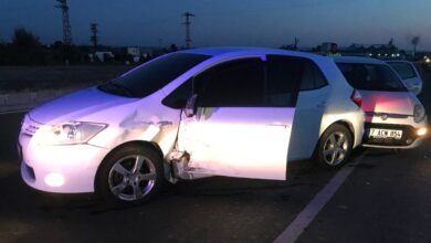Edirne’de 2 otomobil çarpıştı, 2 kişi yaralandı