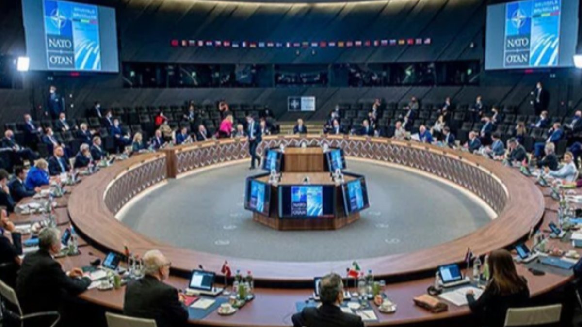 NATO ülkeleri acil toplantıda Polonya’ya düşen füzeyi görüşecek