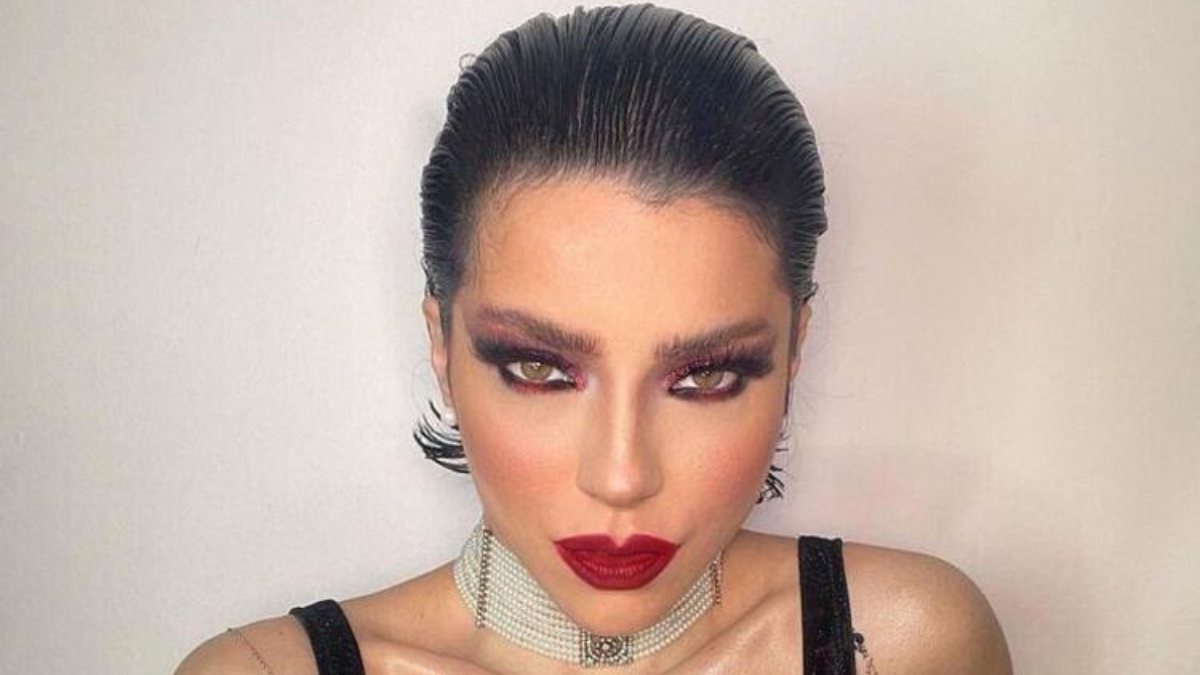 Merve Boluğur, babaevine döndü