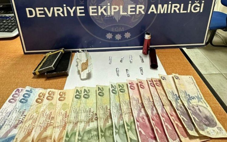 Edirne Kesanda polis uzerinde uyusturucu ile yakaladi