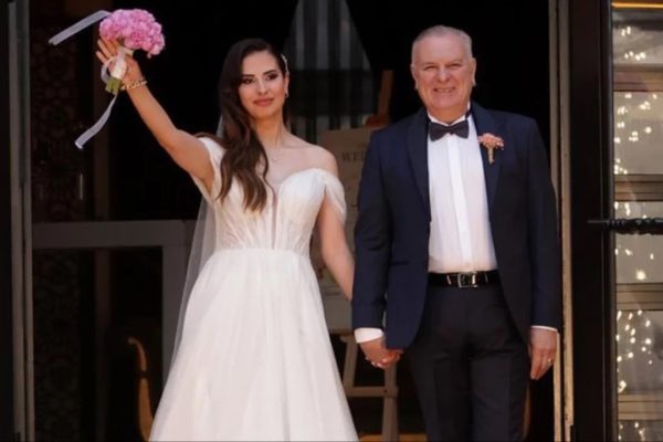 Burak Sergen 4. Kez Nikah Masasına Oturdu