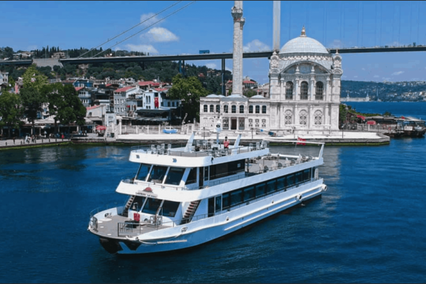 Tekne ve Yat Kiralama Nedir? Temel Bilgiler